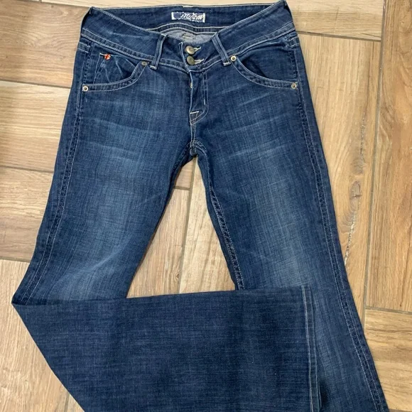 Gently used womens Hudson mid rise baby bootcut size 26 jeans - Picture 4 of 7